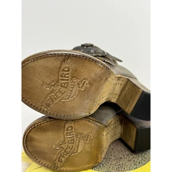 Freebird by Steven Bond Shoes Womens Sz 7 Brown Leather Buckle Heels NEW IN BOX